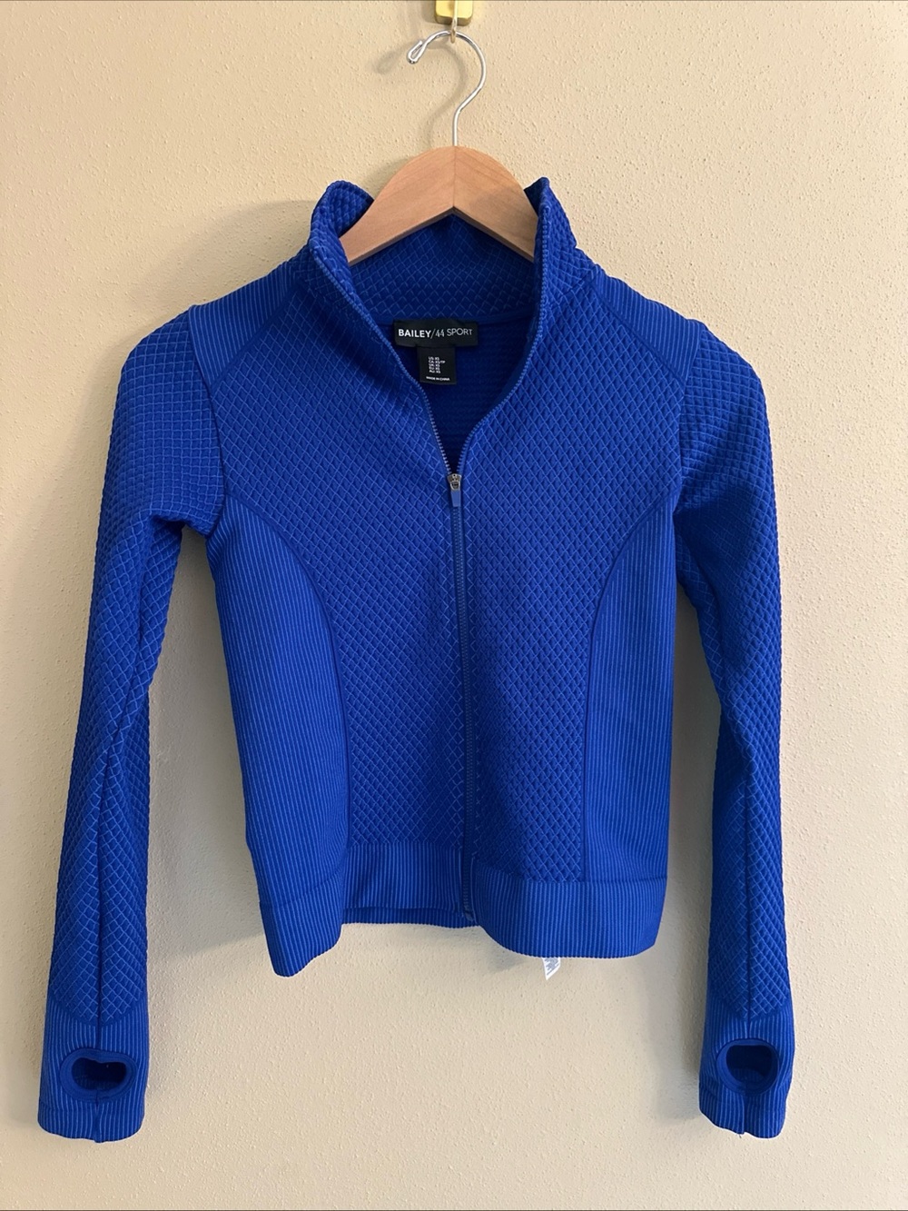 Bailey 44 Sport Jacket Womens XS Blue Textured Full Zip Thumbholes Sporty Gym